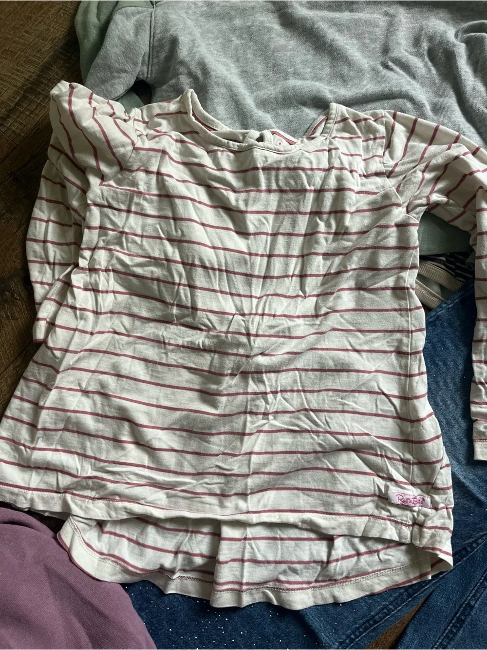 Bundle of girls long sleeve tops and jeans size 7/8